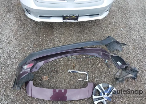 2018 Toyota Rav4 Le from USA, damaged, VIN 2T3BFREV6JW728015